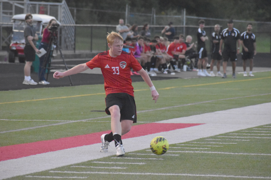 Canfield overcomes slow start to beat Cardinal Mooney